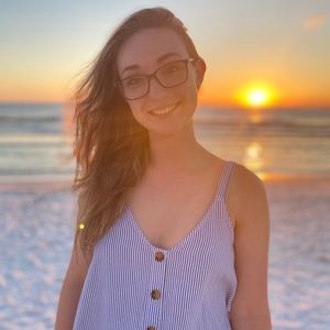 Meet your Posher, Julia